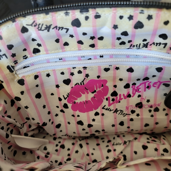 Betsey Johnson "Luv" Purse - Picture 6 of 8